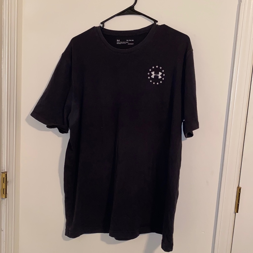 Men’s under armour shirt